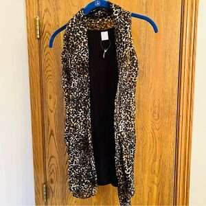 Animal print veat with black back - NEW